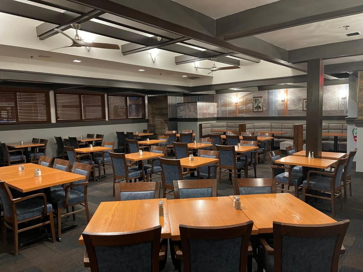 אנקורג' Coast Inn At Lake Hood מראה חיצוני תמונה